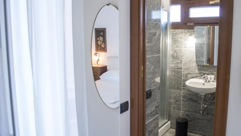 Aiello Suites Mailand 2*,